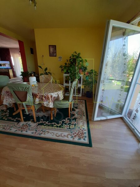 Casa individuala in Dudestii Noi, 2 fronturi stradale